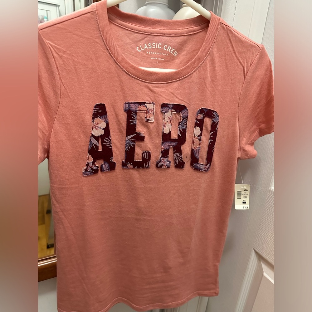 Aeropostale graphic tee